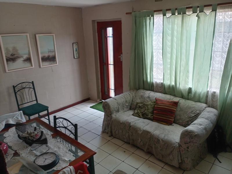 2 Bedroom Property for Sale in Scottsville Western Cape